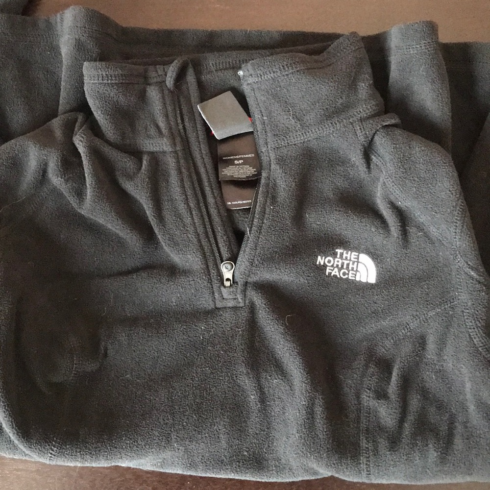 FINAL! Must go by 8/15 NorthFace Fleece Quarterzip